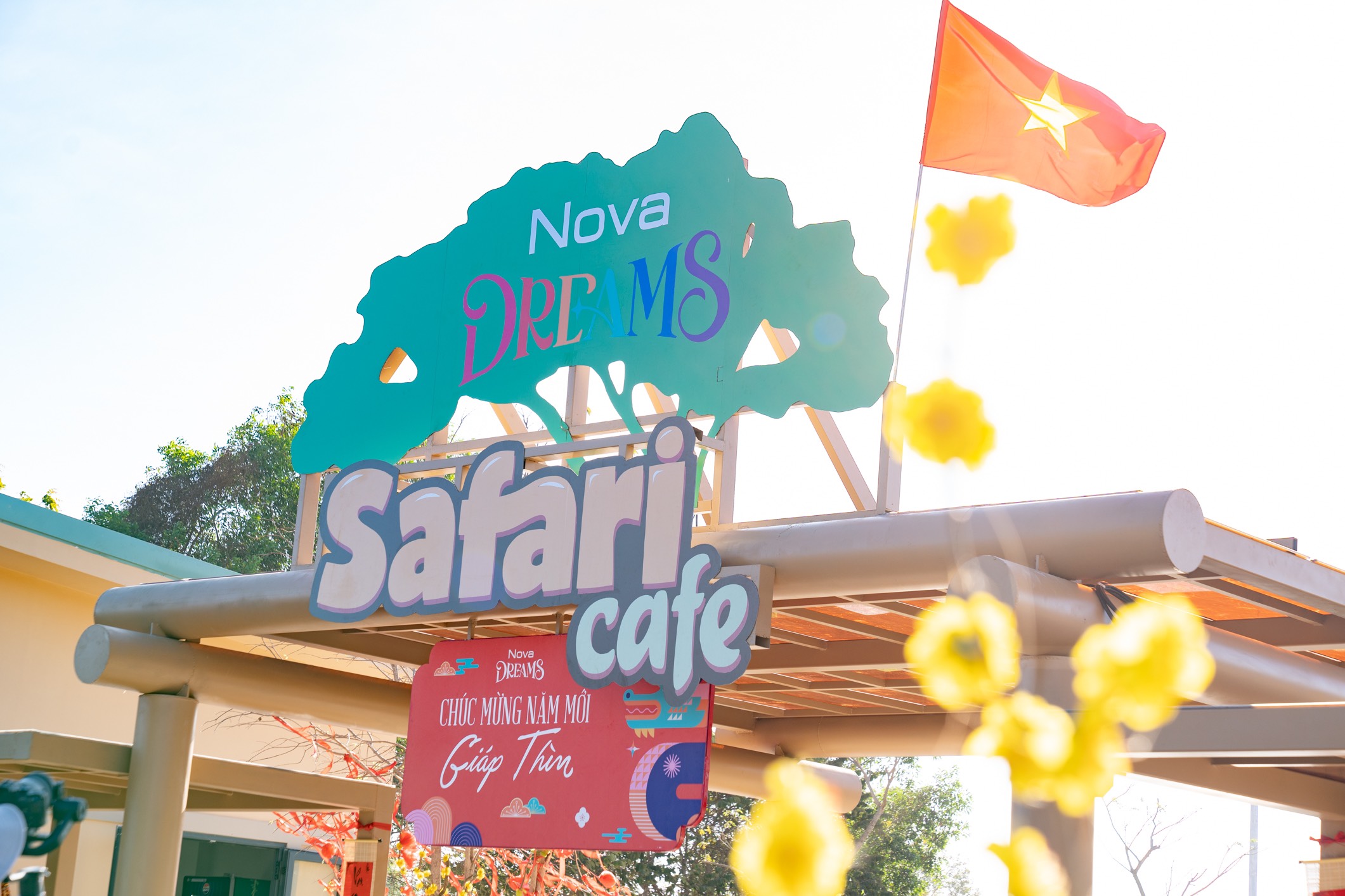 Vé Safari Cafe & Zoo Phan Thiết