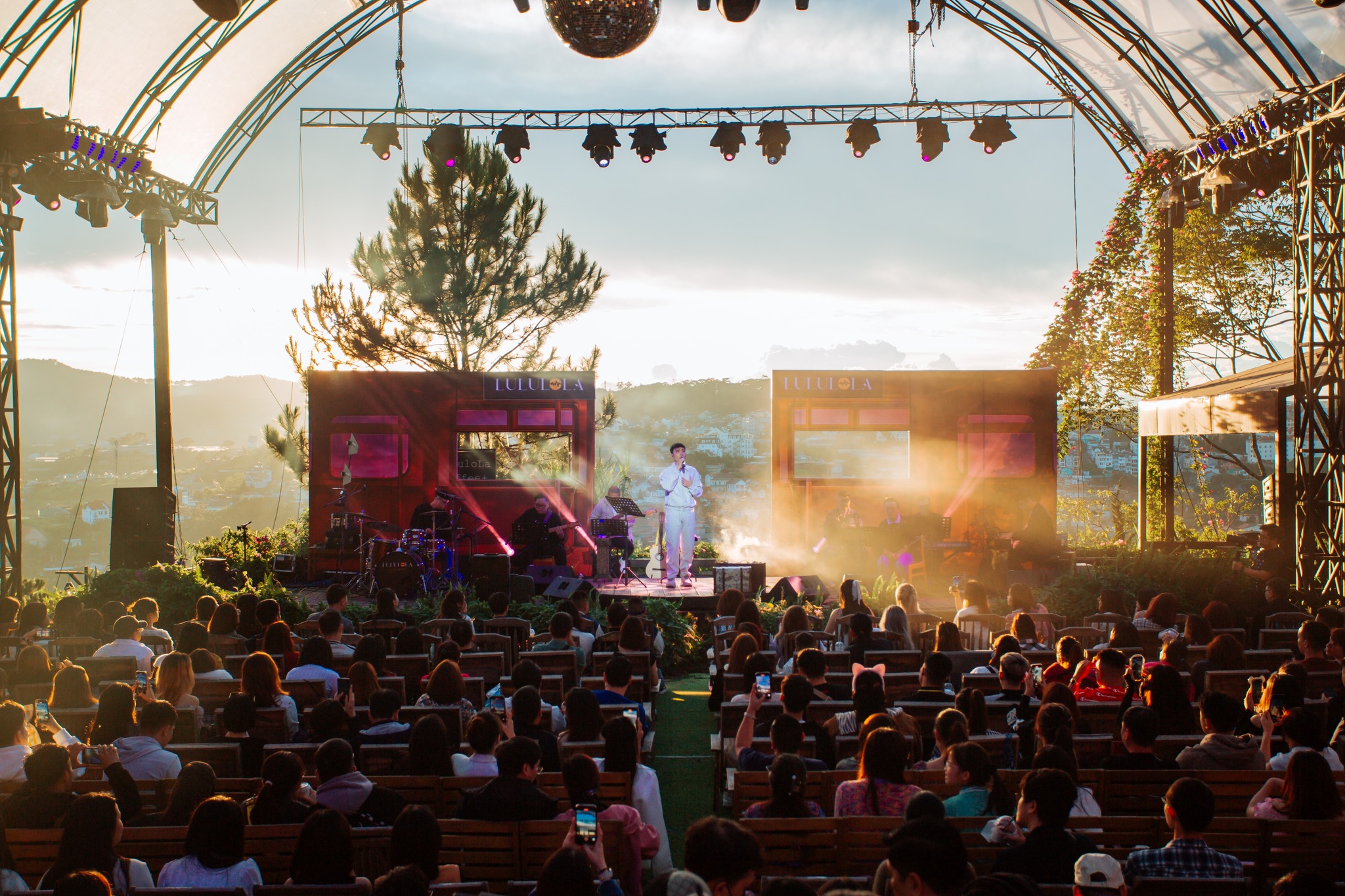 Vé Lululola Show Đà Lạt